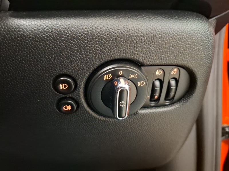 Used MINI Cooper 2018 for sale - 76435329: Photo 10