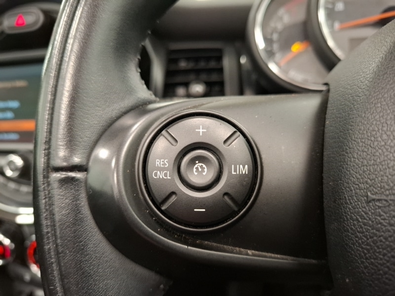 Used MINI Cooper 2018 for sale - 76435329: Photo 14