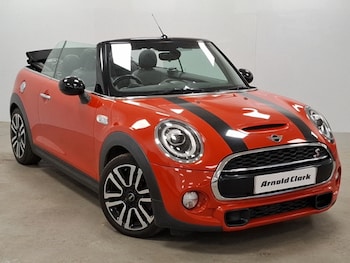 Used MINI Cooper 2018 for sale - 76435329: Photo