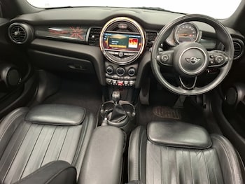 Used MINI Cooper 2018 for sale - 76435329: Photo
