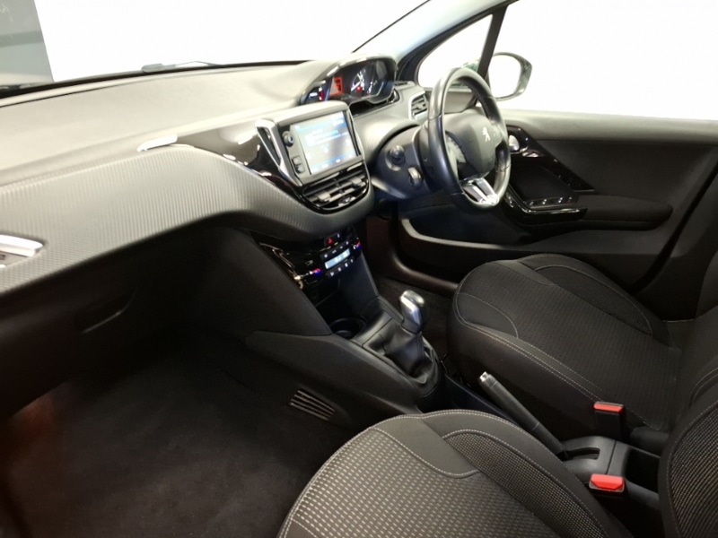 Used Peugeot 208 2018 for sale - 77907909: Photo 5