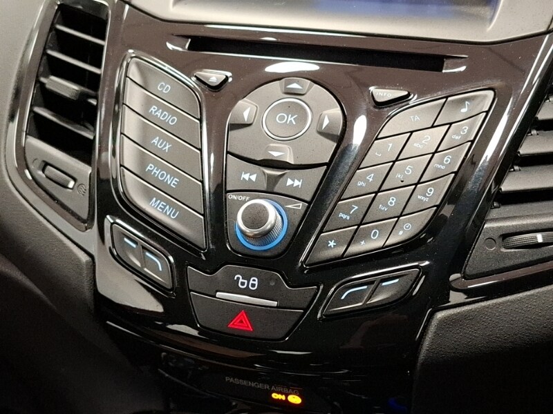 Used Ford Fiesta 2015 for sale - 76816405: Photo 12