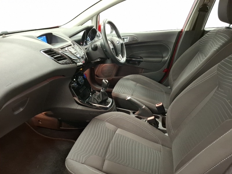 Used Ford Fiesta 2015 for sale - 76816405: Photo 5