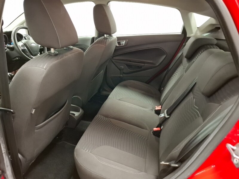 Used Ford Fiesta 2015 for sale - 76816405: Photo 6