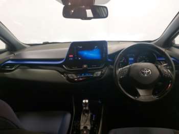 Used Toyota C-HR 2018 for sale - 74804750: Photo