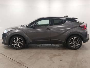 Used Toyota C-HR 2018 for sale - 74804750: Photo