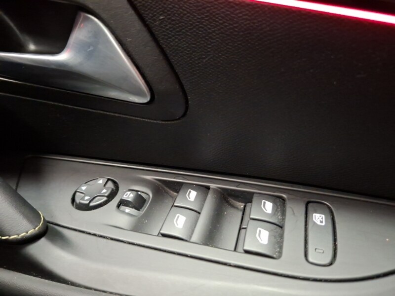 Used Peugeot 208 2022 for sale - 77947675: Photo 12