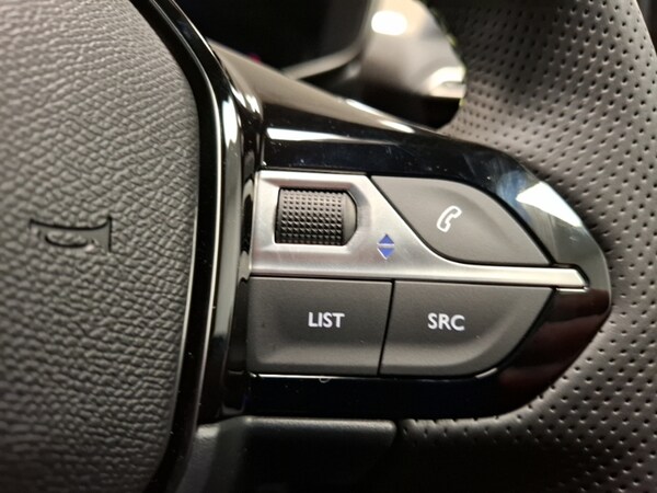 Used Peugeot 2008 2025 for sale - 76343701: Photo 13