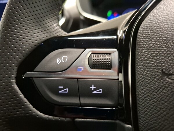 Used Peugeot 2008 2025 for sale - 76343701: Photo 14