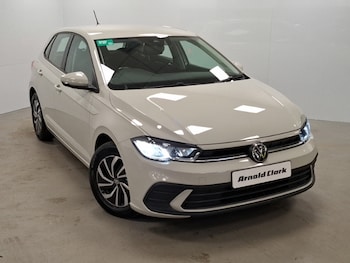 Used Volkswagen Polo 2024 for sale - 76403828: Photo