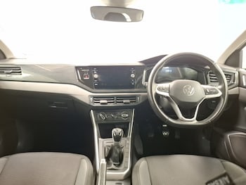 Used Volkswagen Polo 2024 for sale - 76403828: Photo