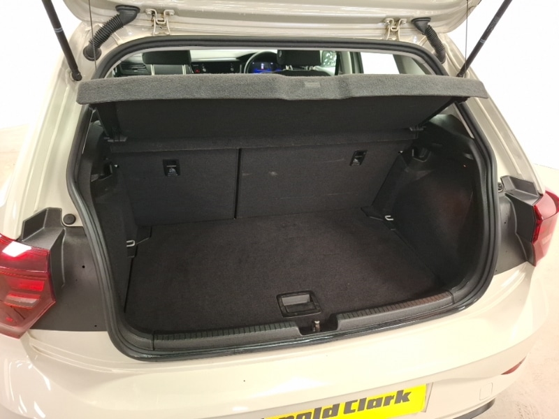 Used Volkswagen Polo 2024 for sale - 76403828: Photo 8