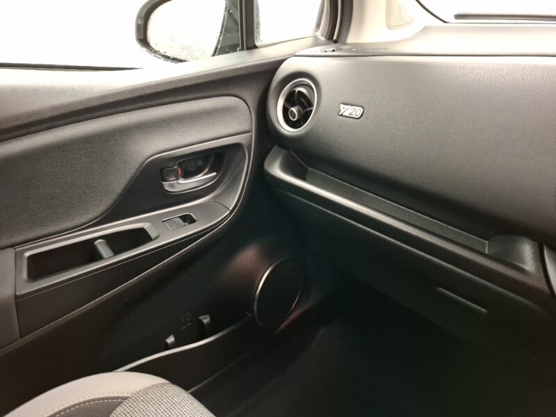 Used Toyota Yaris 2020 for sale - 77518004: Photo 11
