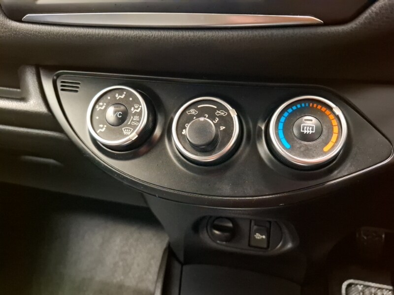 Used Toyota Yaris 2020 for sale - 77518004: Photo 17