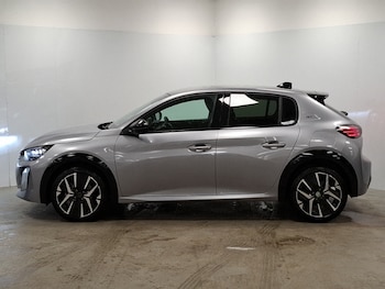 Used Peugeot 208 2025 for sale - 76129876: Photo 4