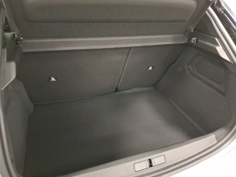Used Peugeot 208 2025 for sale - 76129876: Photo 8