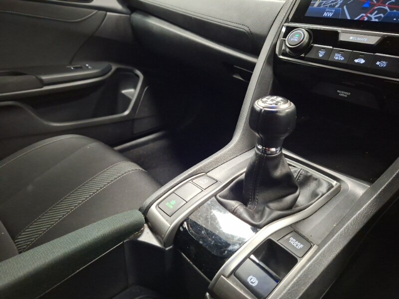 Used Honda Civic 2019 for sale - 77682465: Photo 18