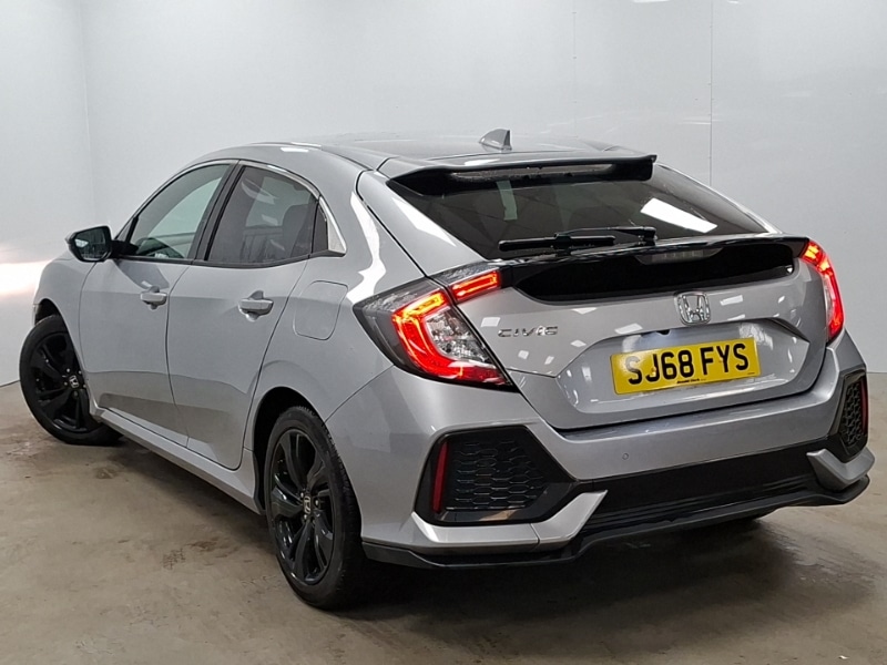 Used Honda Civic 2019 for sale - 77682465: Photo 3