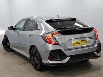 Used Honda Civic 2019 for sale - 77682465: Photo