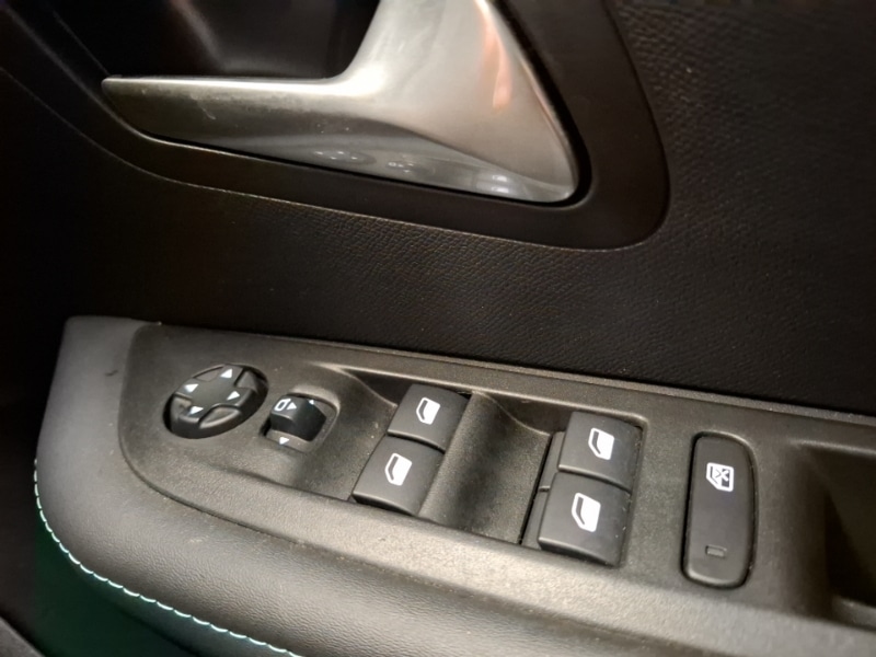 Used Peugeot 208 2022 for sale - 77736350: Photo 12