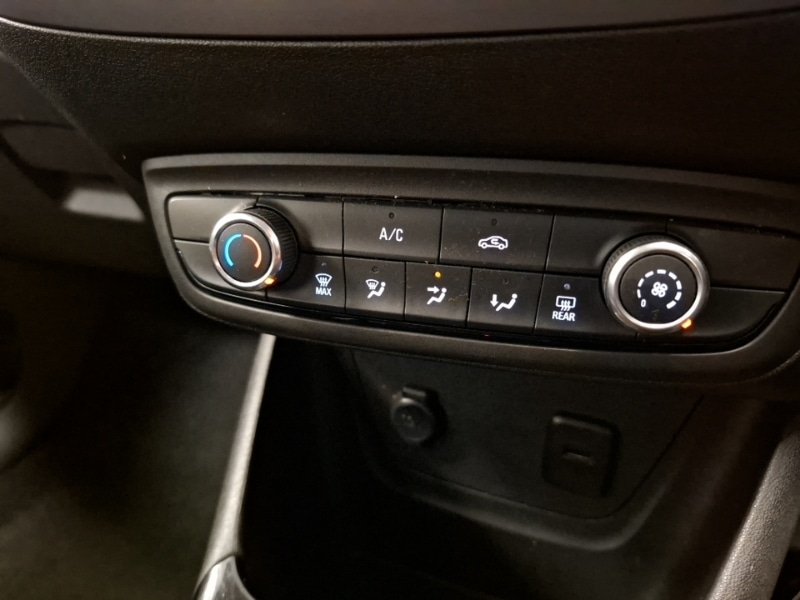 Used Vauxhall Crossland 2022 for sale - 76639485: Photo 17