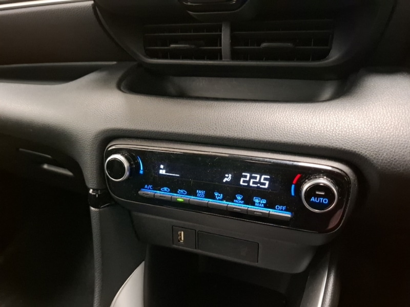 Used Toyota Yaris 2022 for sale - 76928531: Photo 17