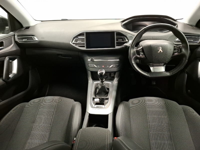 Used Peugeot 308 2021 for sale - 77580419: Photo 2