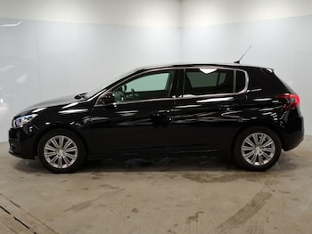 Used Peugeot 308 2021 for sale - 77580419: Photo