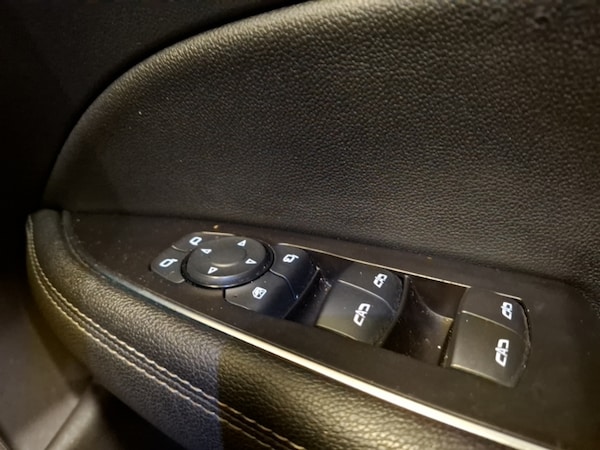 Used Vauxhall Insignia 2019 for sale - 76282168: Photo 12