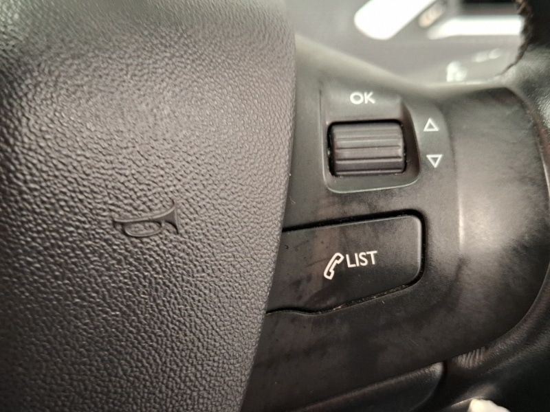 Used Peugeot 2008 2017 for sale - 76233541: Photo 16