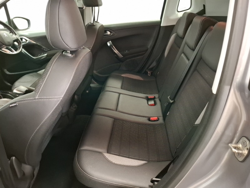 Used Peugeot 2008 2017 for sale - 76233541: Photo 6