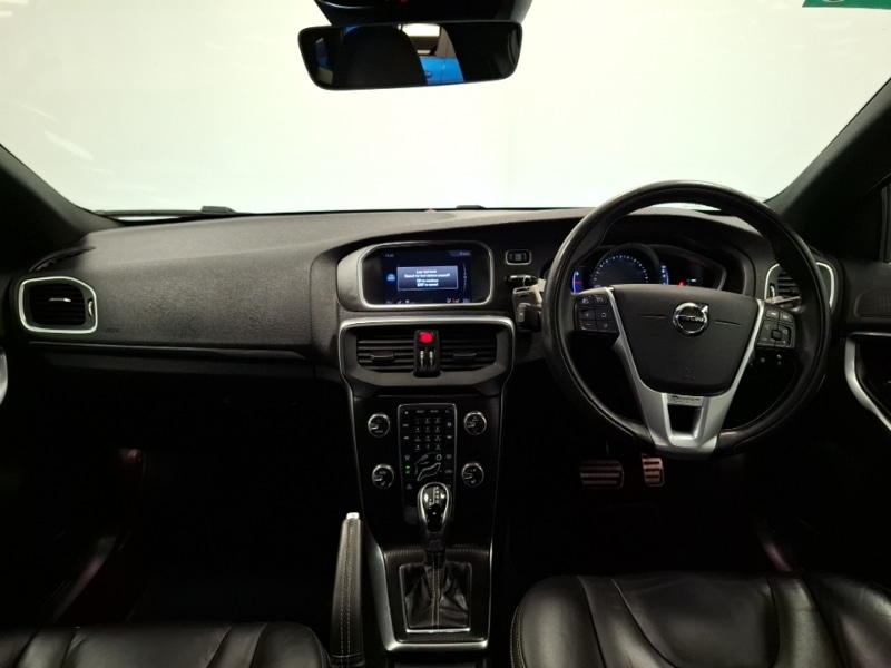 Used Volvo V40 2019 for sale - 77269876: Photo 2