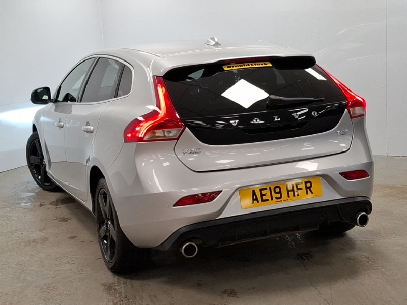 Used Volvo V40 2019 for sale - 77269876: Photo 3
