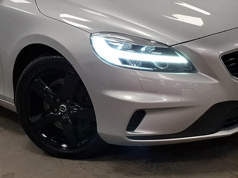 Used Volvo V40 2019 for sale - 77269876: Photo 9