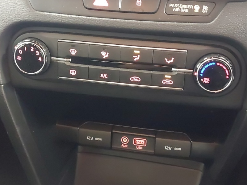 Used Kia Ceed 2018 for sale - 76493133: Photo 13