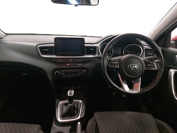Used Kia Ceed 2018 for sale - 76493133: Photo