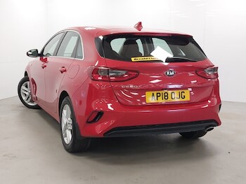 Used Kia Ceed 2018 for sale - 76493133: Photo