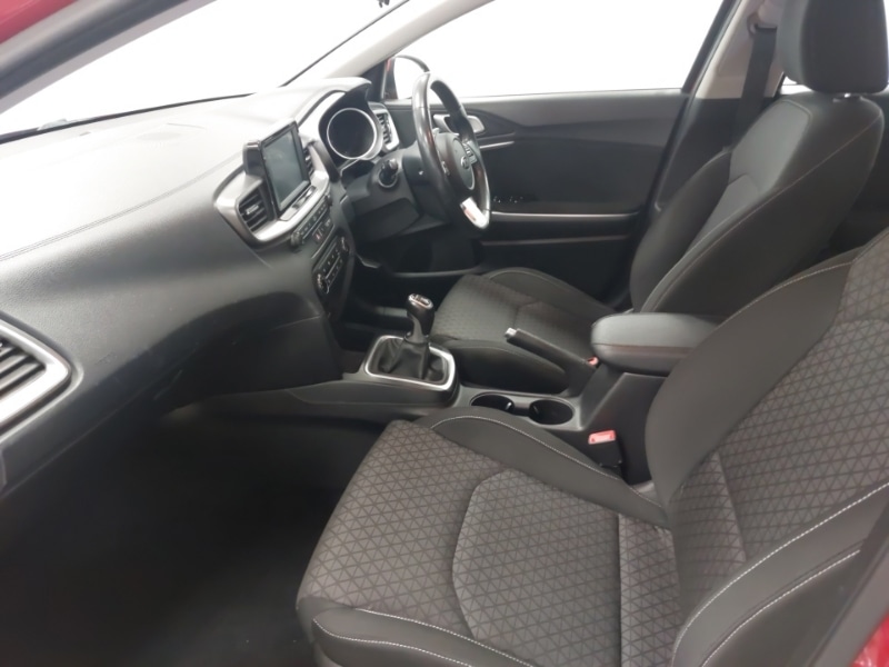 Used Kia Ceed 2018 for sale - 76493133: Photo 5