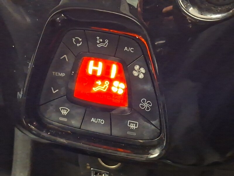 Used Toyota AYGO 2017 for sale - 77491699: Photo 13