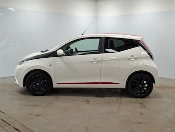 Used Toyota AYGO 2017 for sale - 77491699: Photo