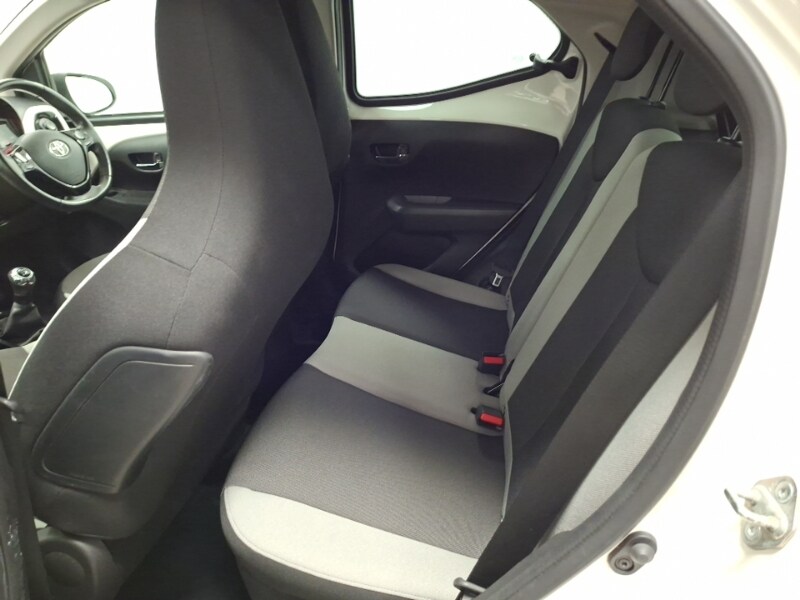 Used Toyota AYGO 2017 for sale - 77491699: Photo 6
