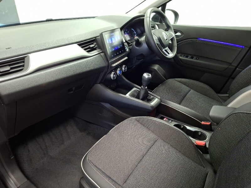 Used Renault Captur 2023 for sale - 77947679: Photo 5