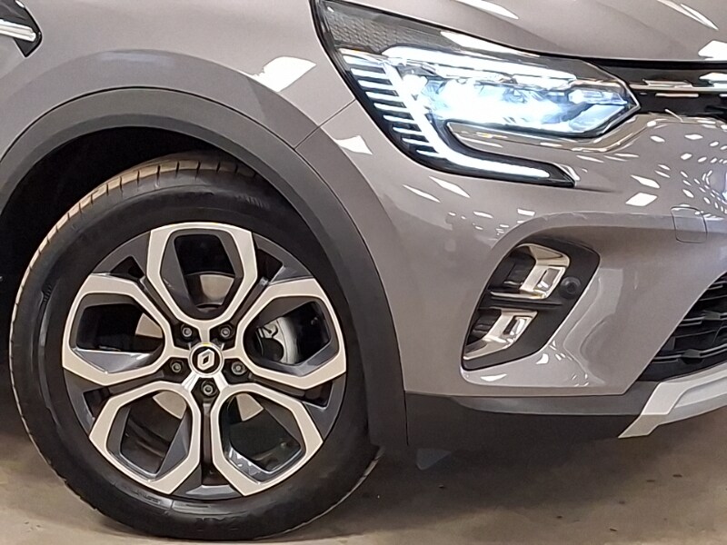 Used Renault Captur 2023 for sale - 77947679: Photo 9