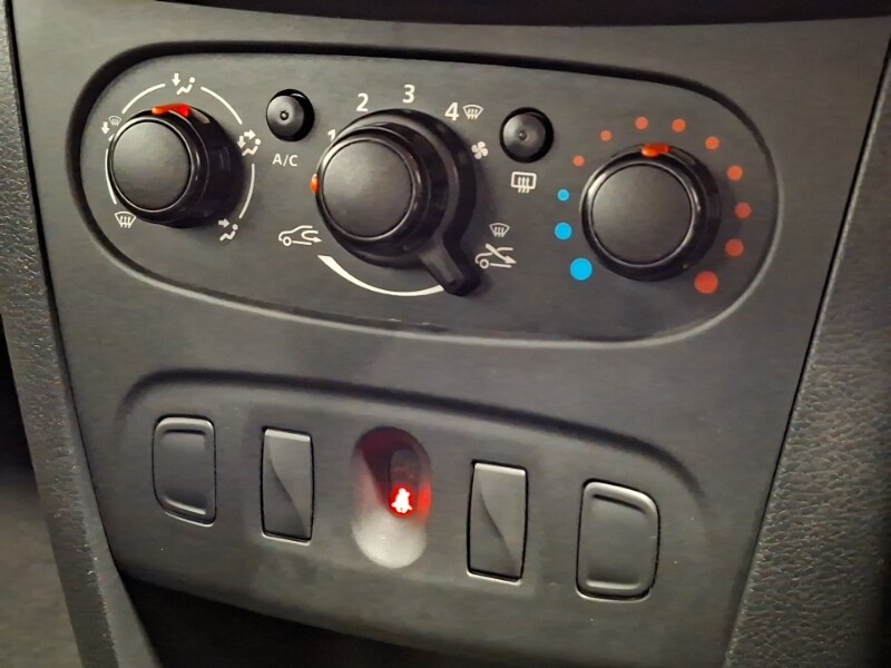 Used Dacia Sandero Stepway 2020 for sale - 77439476: Photo 12