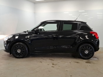 Used Suzuki Swift 2020 for sale - 78342625: Photo