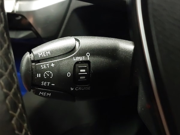 Used Peugeot 3008 2018 for sale - 76258304: Photo 14
