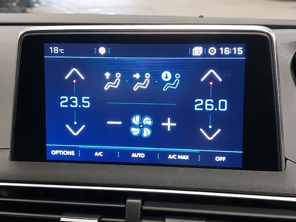 Used Peugeot 3008 2018 for sale - 76258304: Photo 17