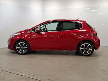 Used Peugeot 208 2019 for sale - 75645313: Photo