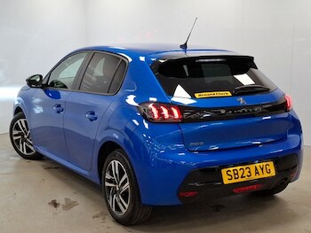 Used Peugeot 208 2023 for sale - 77698567: Photo