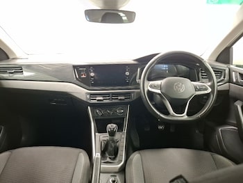 Used Volkswagen Polo 2023 for sale - 76238059: Photo